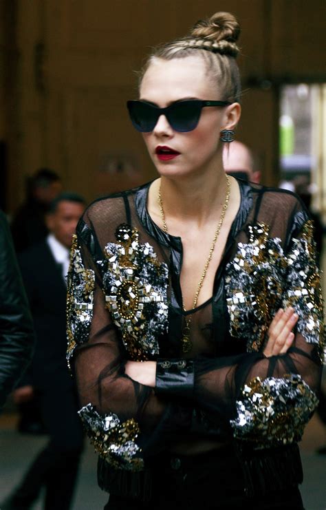 celebrieties who wear chanel